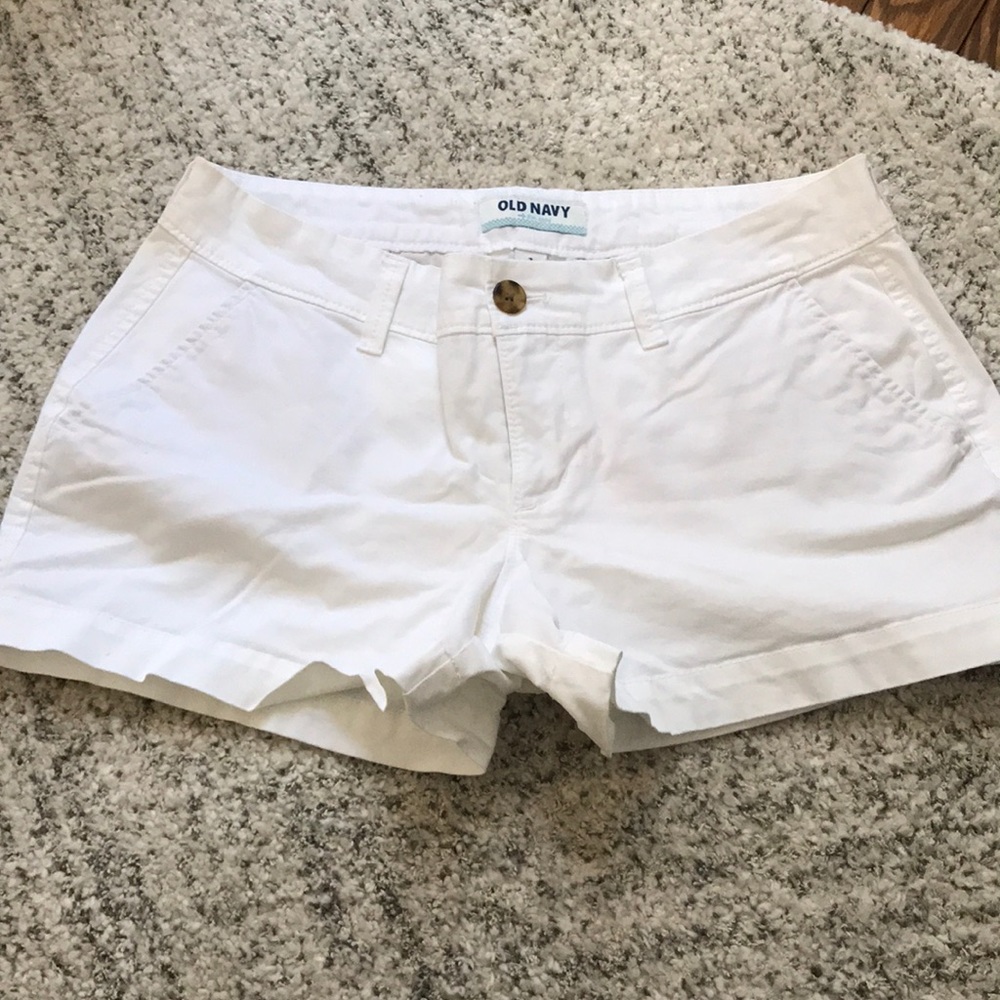 Old Navy White Shorts 2R